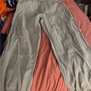 Abercrombie women’s joggers